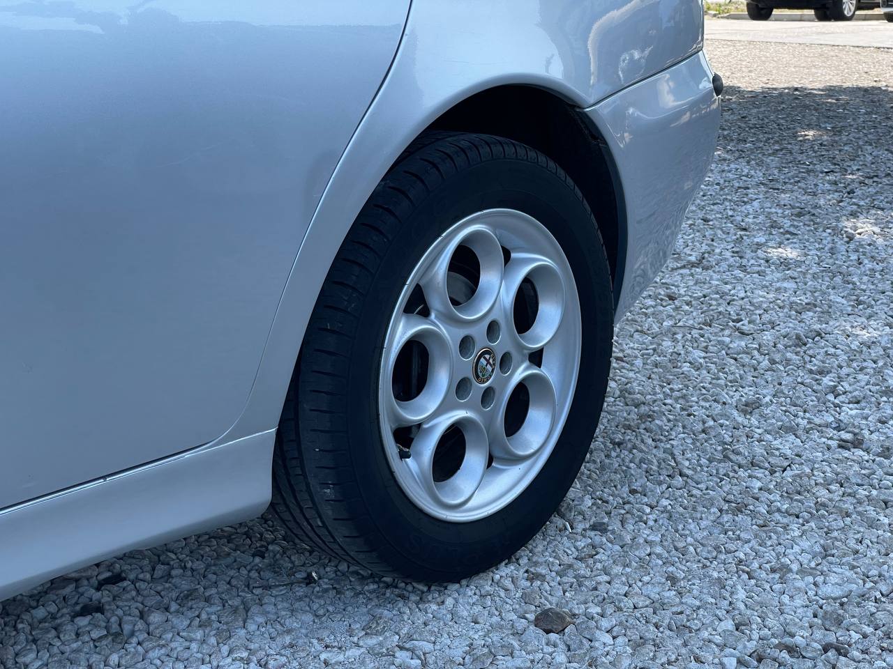 Alfa Romeo 156