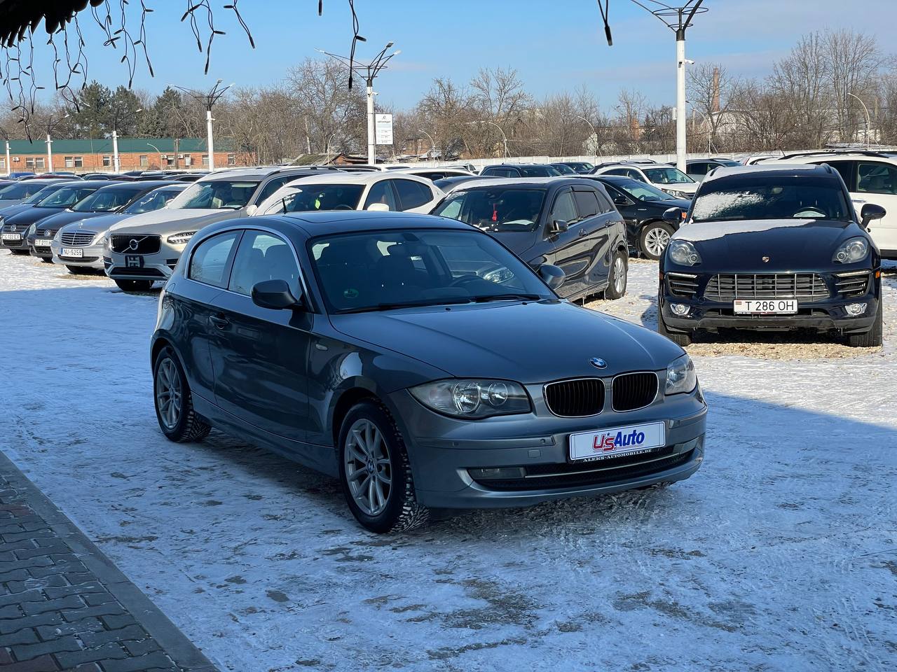 BMW 120i (E81)