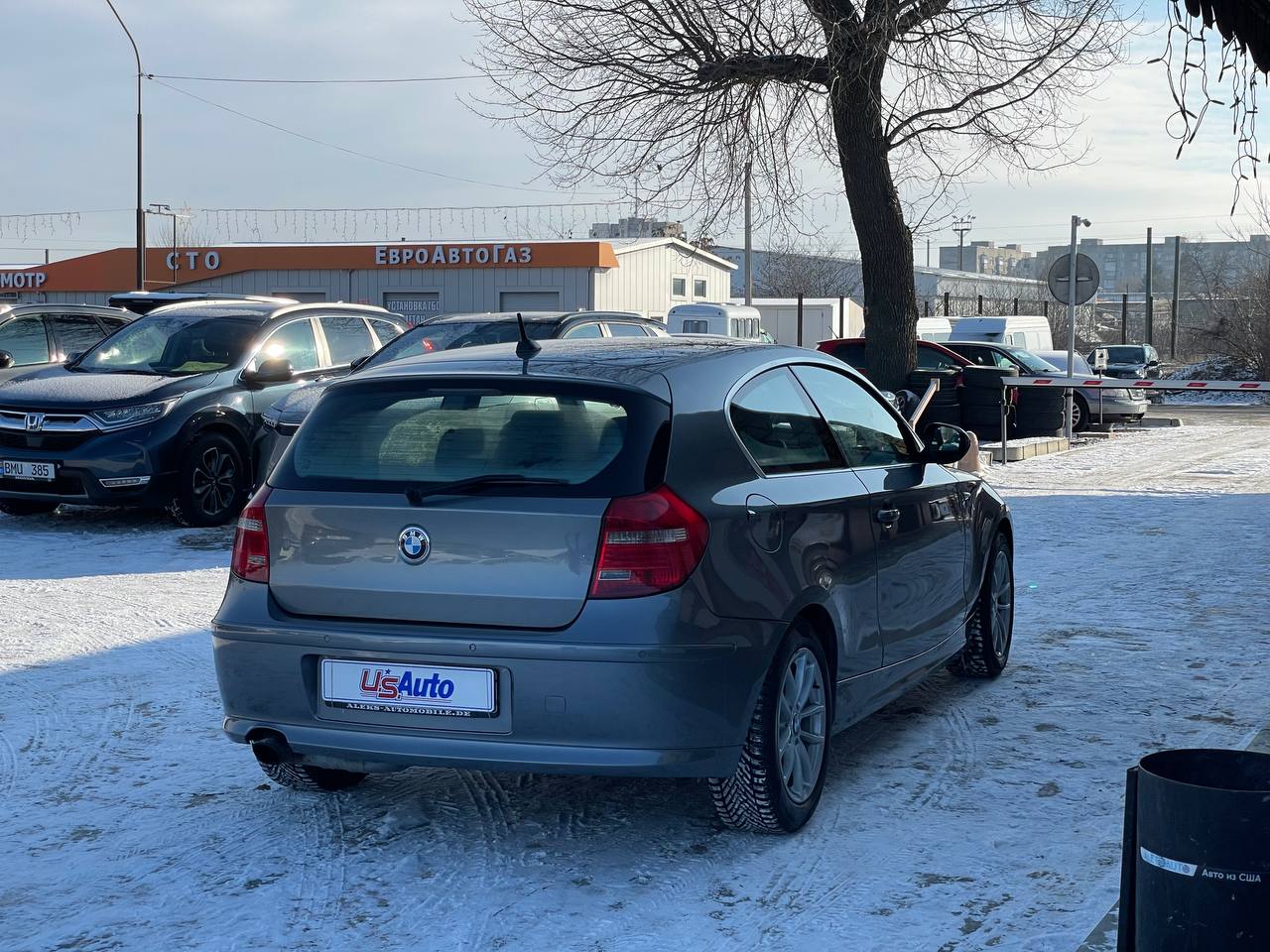 BMW 120i (E81)