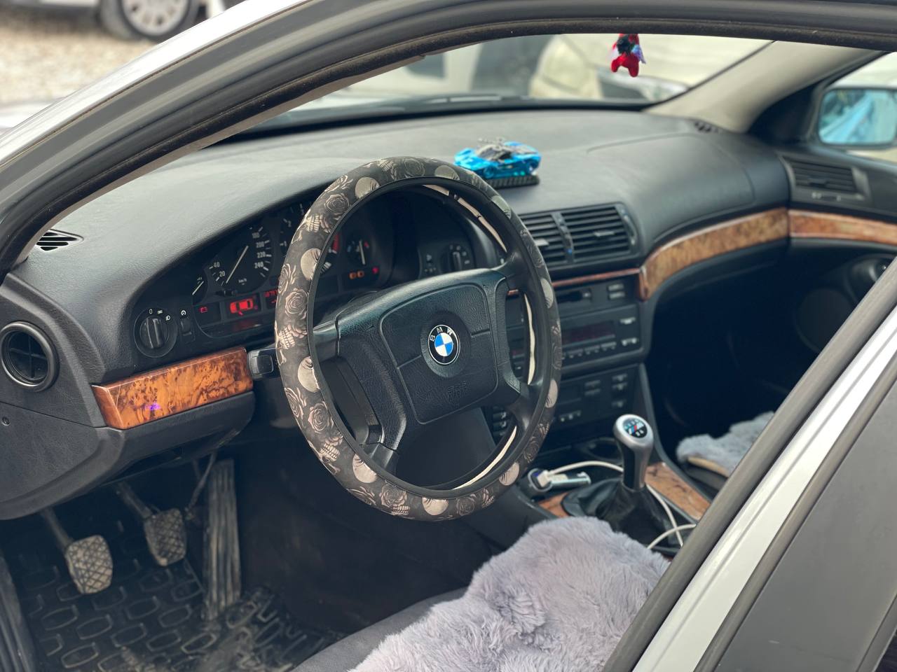BMW E39 525d