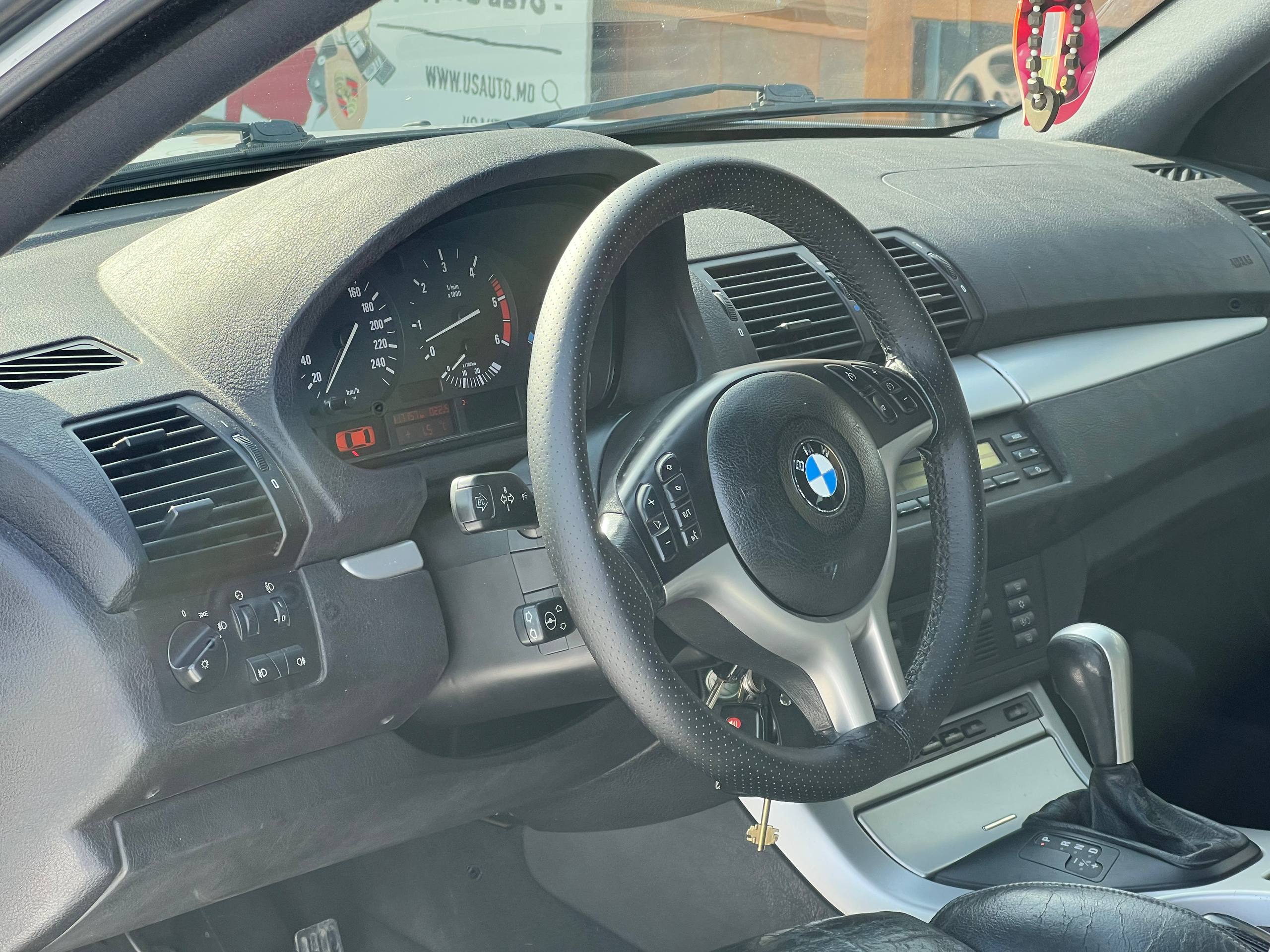 BMW X5 E53