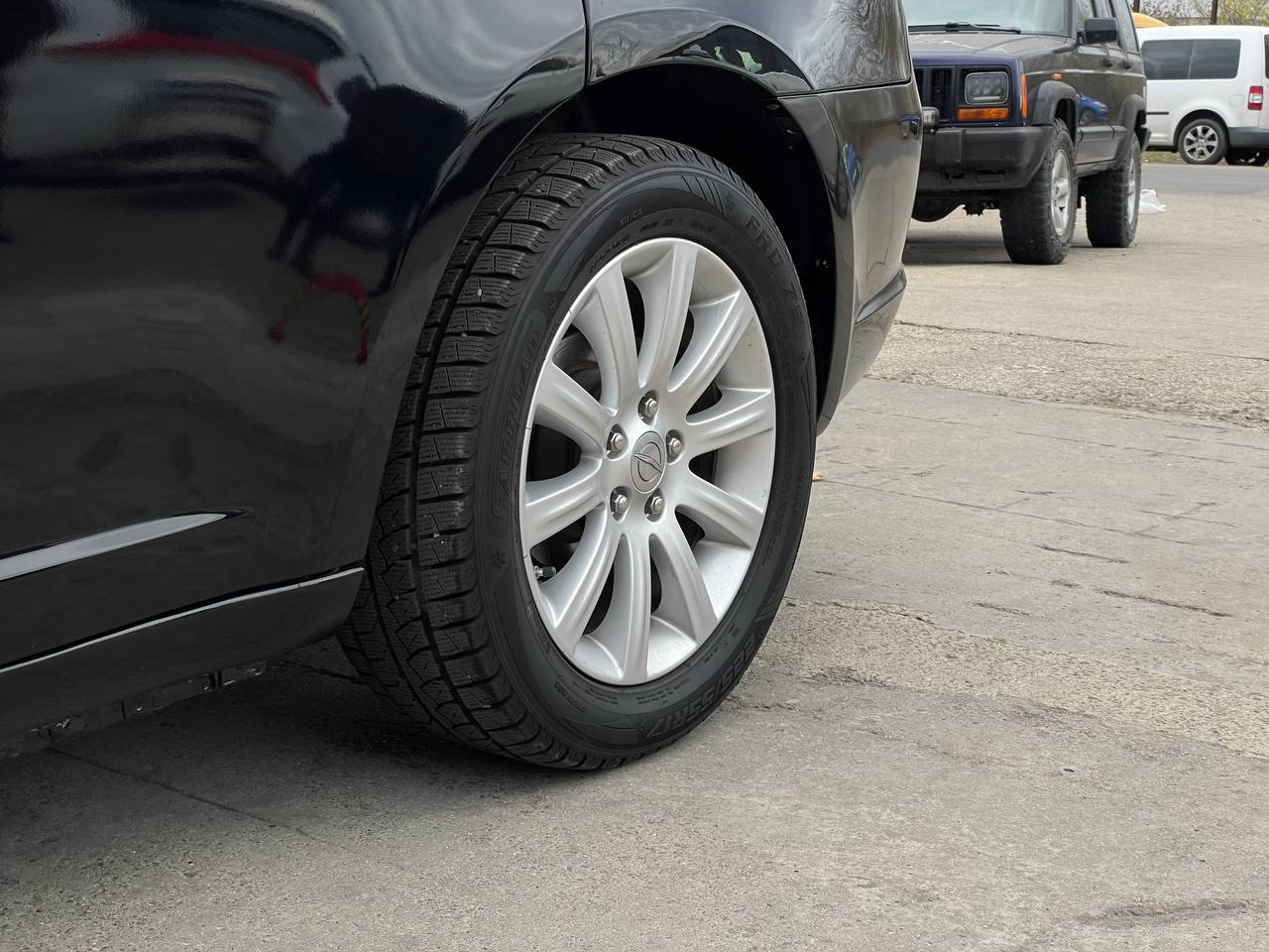 Chrysler 200C