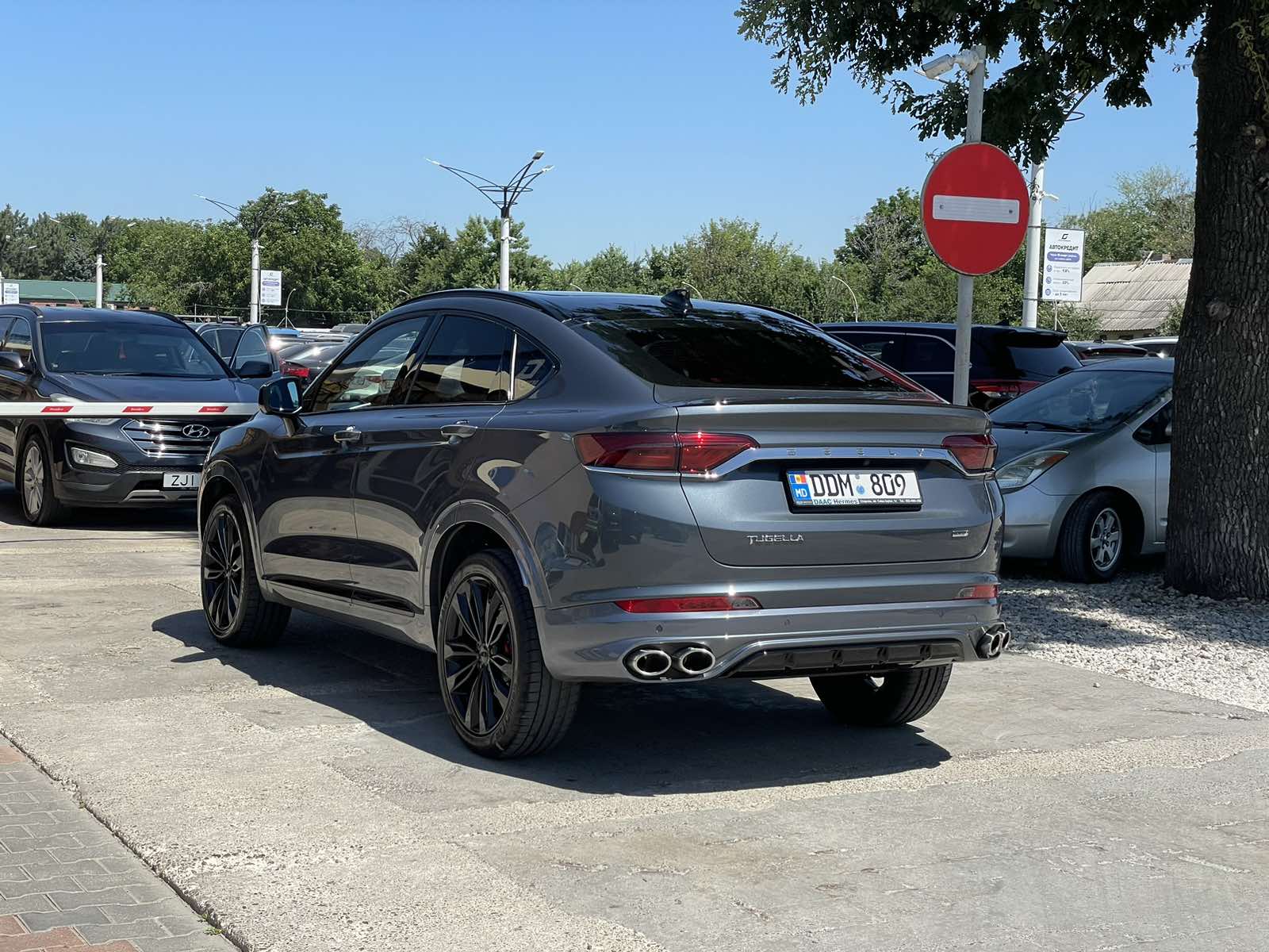 Geely Tugella