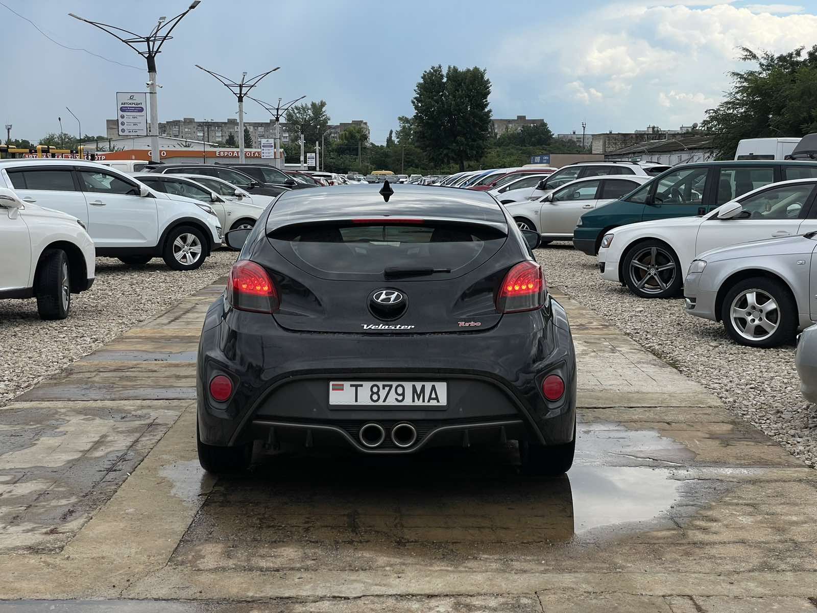 Hyundai Veloster