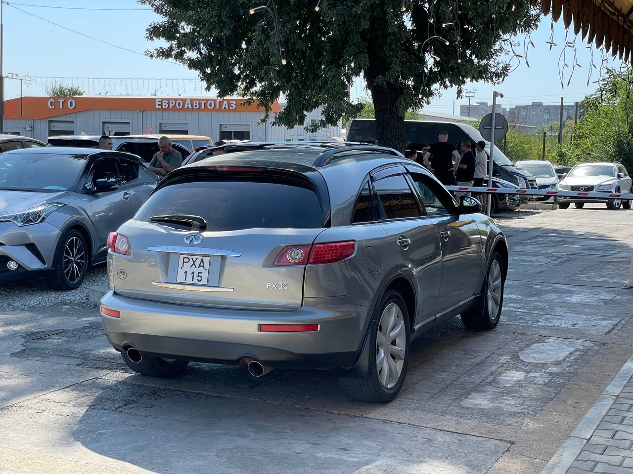 Infiniti FX35