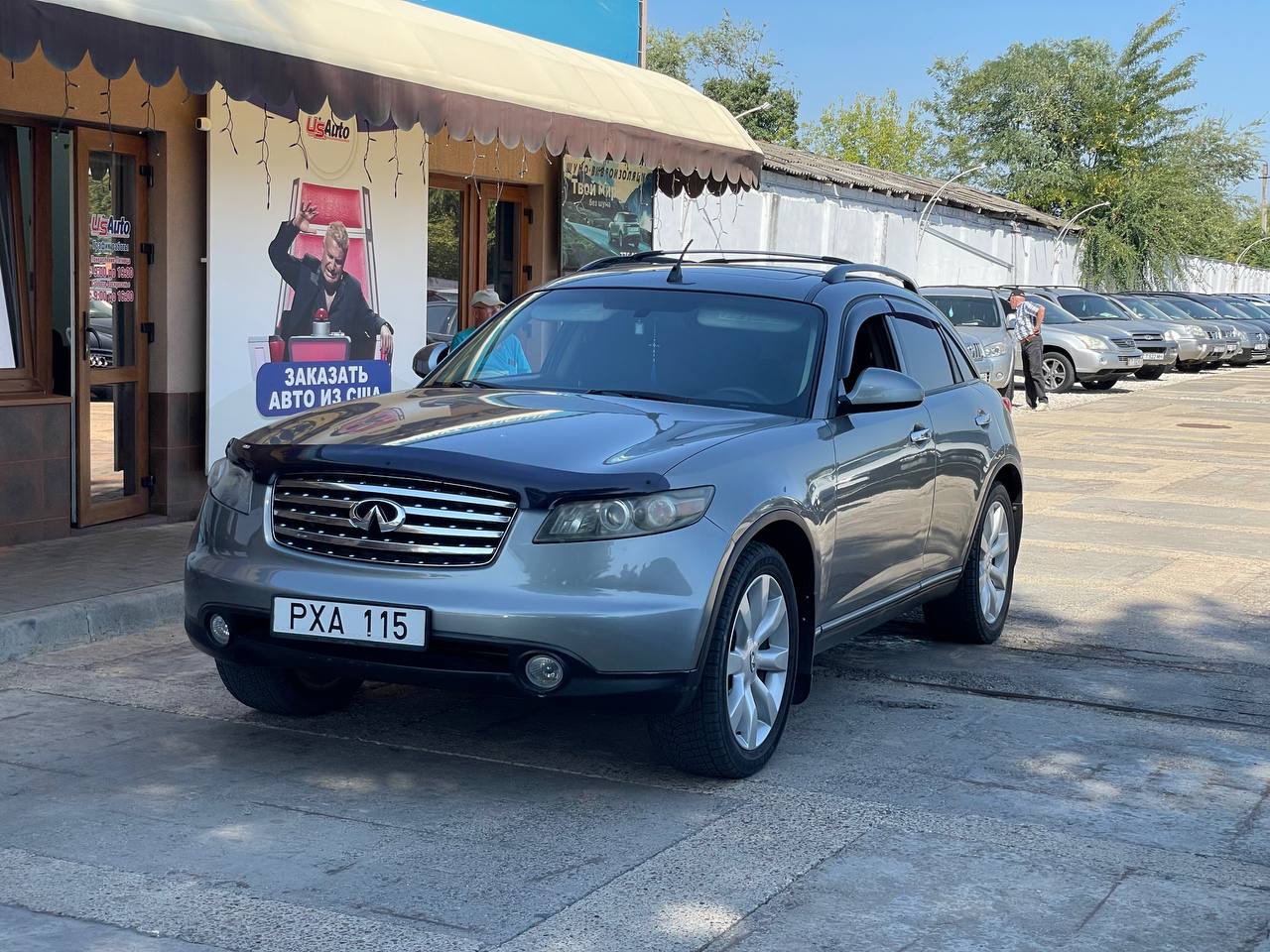 Infiniti FX35