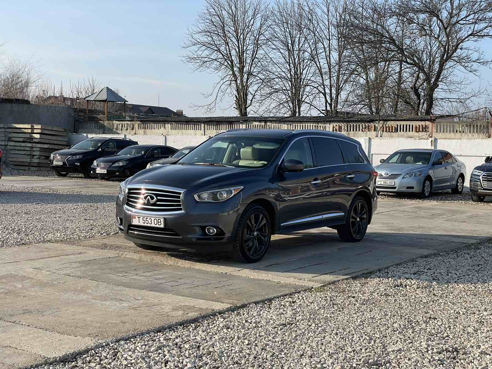 Infiniti JX35