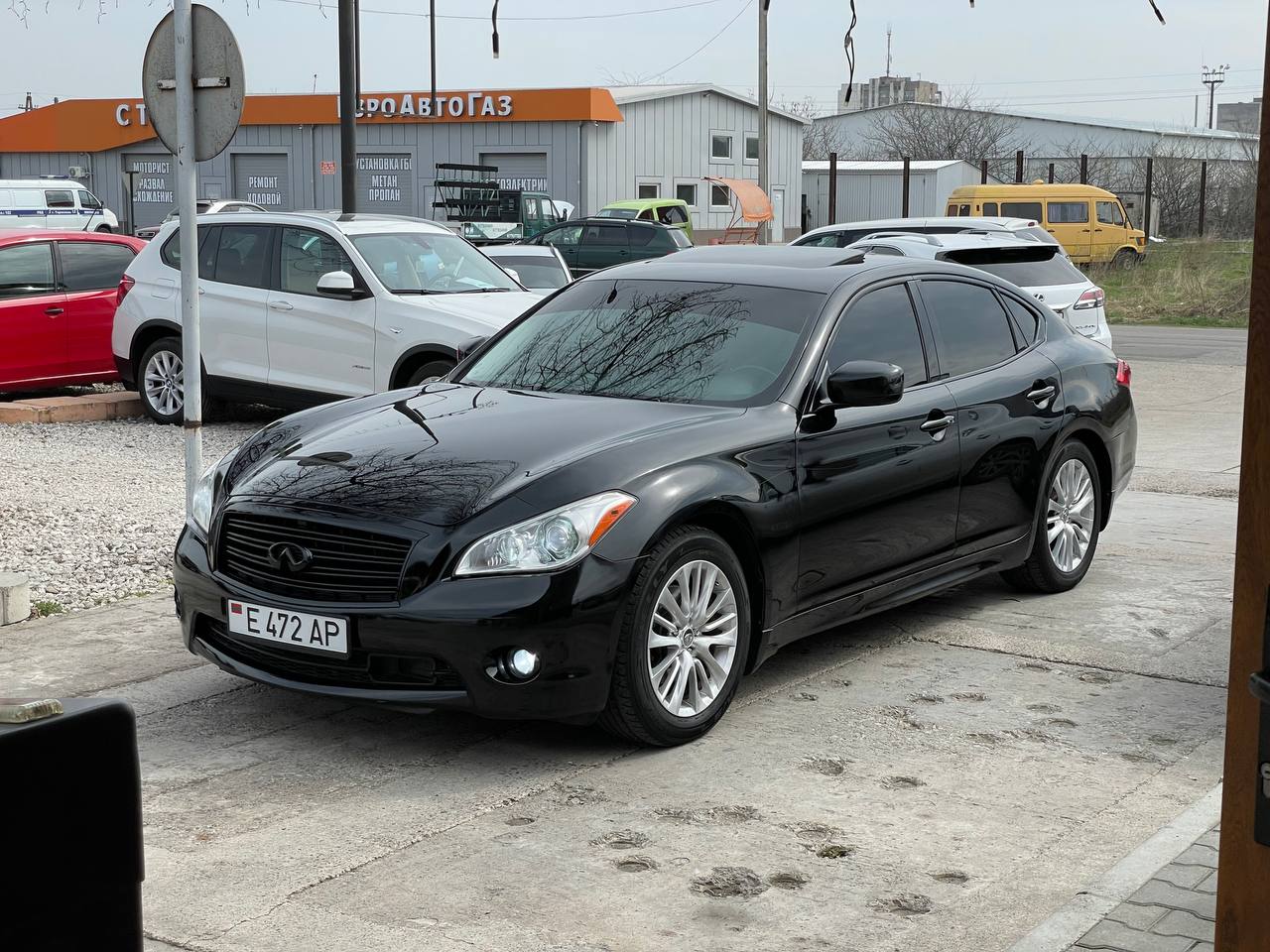 Infiniti M35h