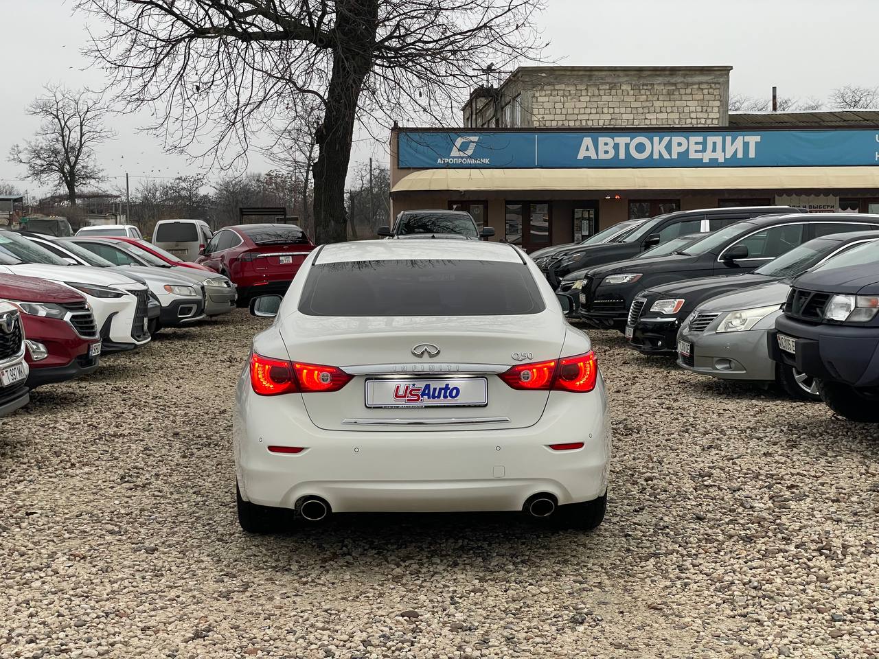 Infiniti Q50
