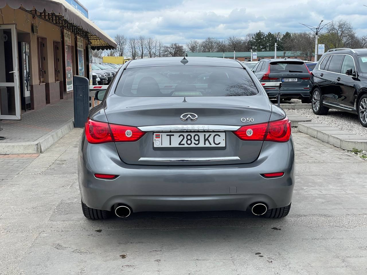 Infiniti Q50