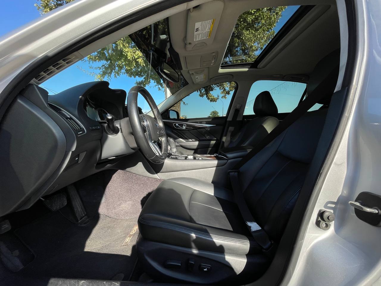 Infiniti Q50