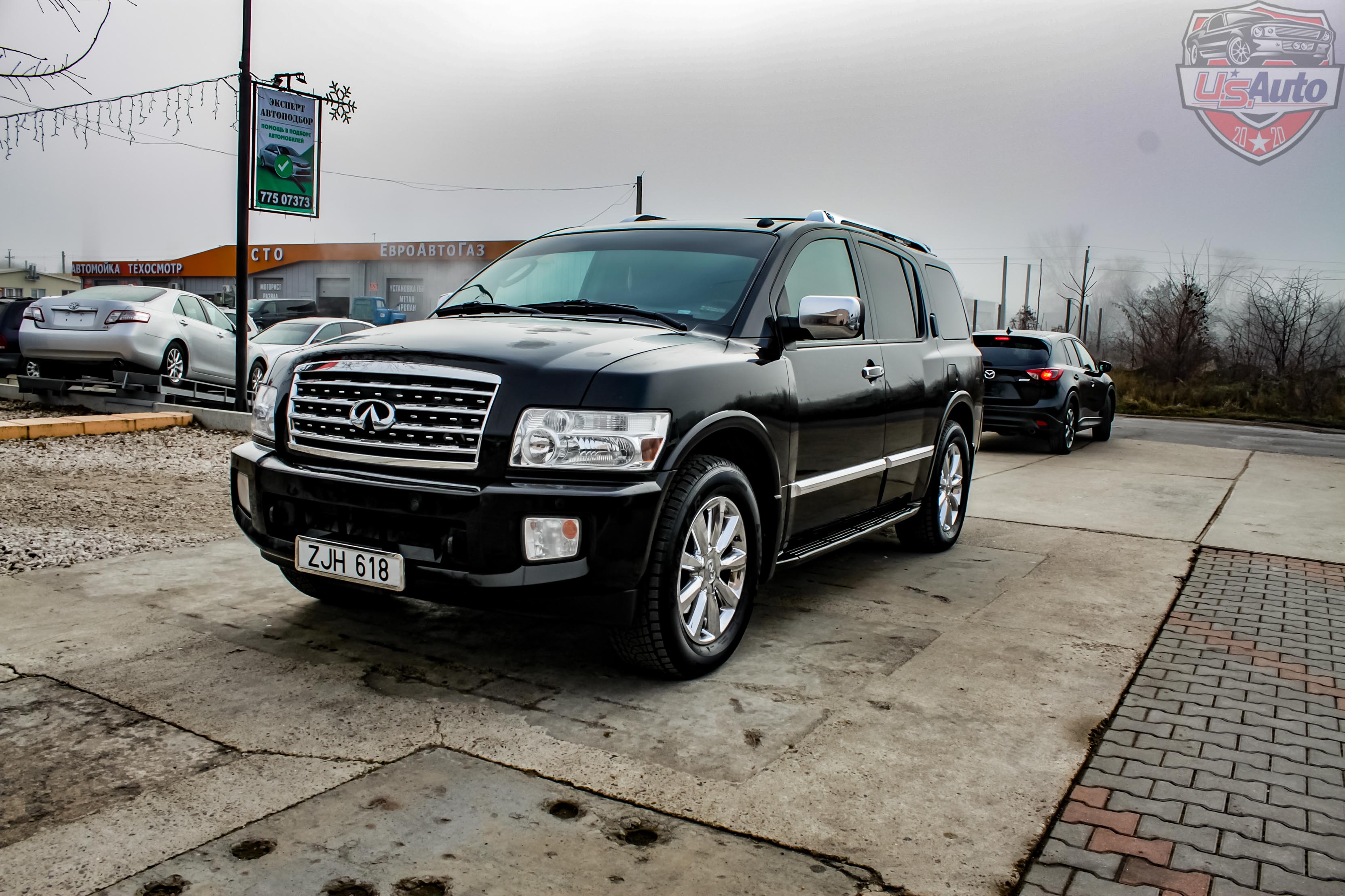 Infiniti QX56