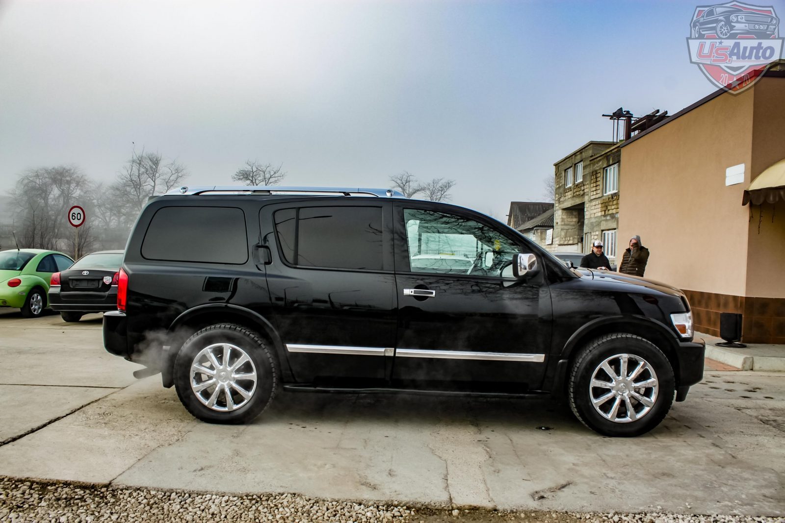 Infiniti QX56
