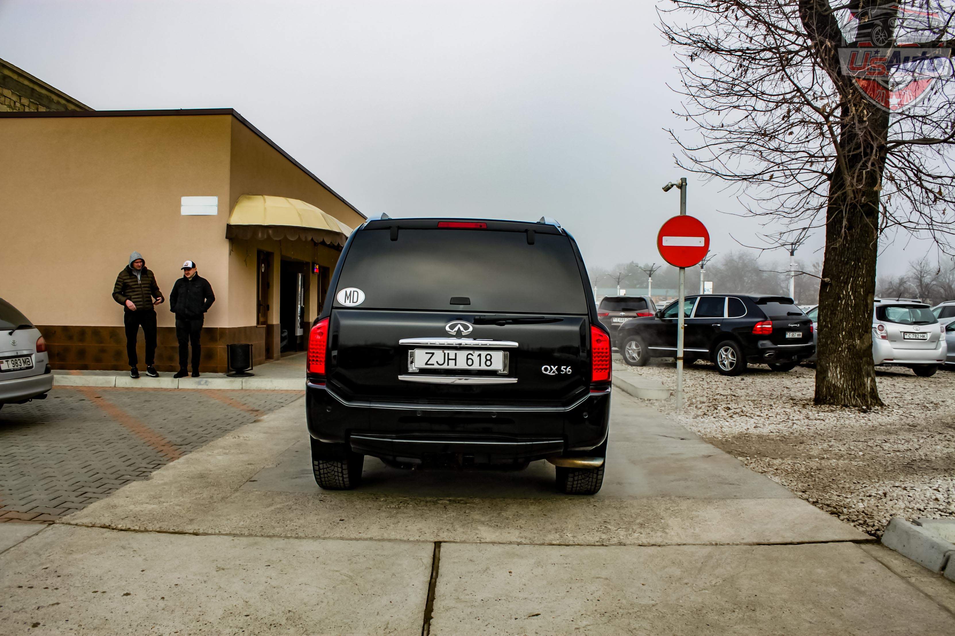 Infiniti QX56