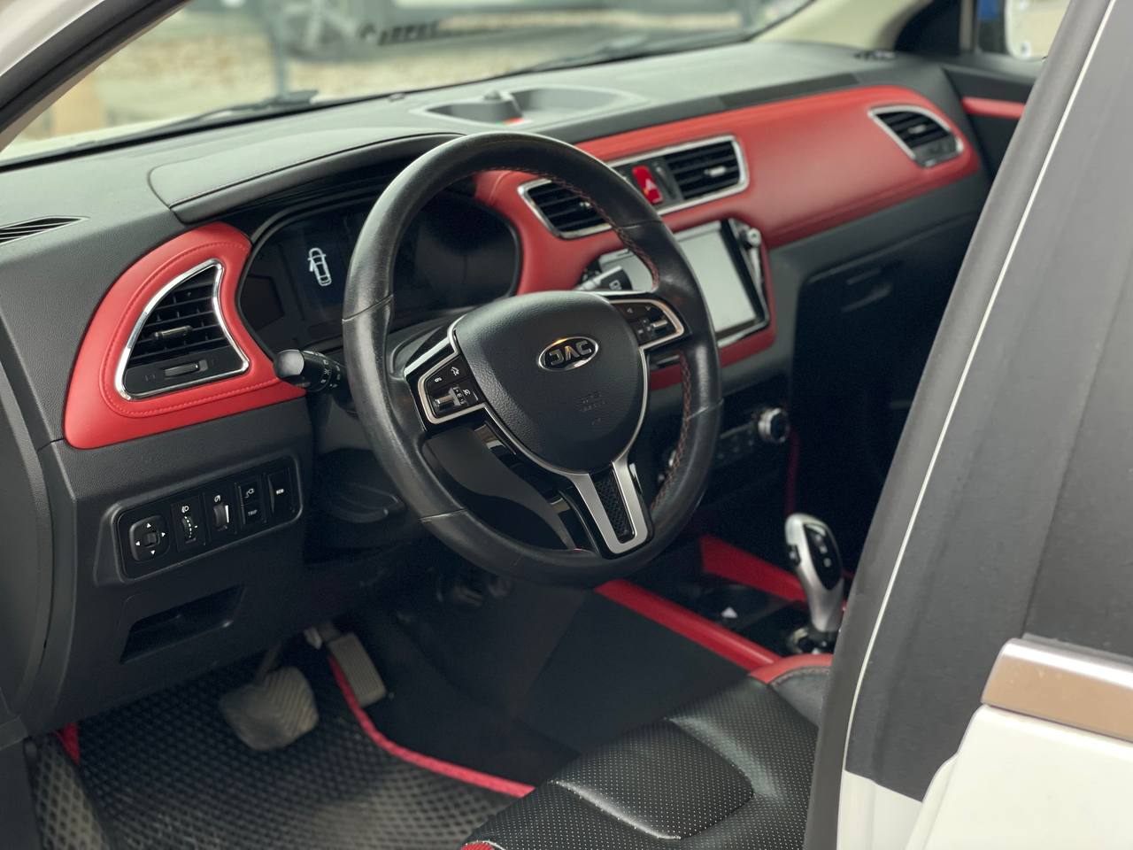 JAC IEV7S
