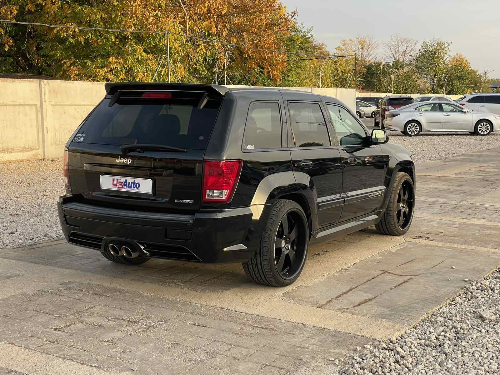 Jeep Grand Cherokee SRT8