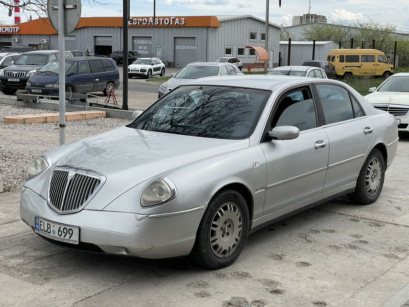 Lancia Thesis