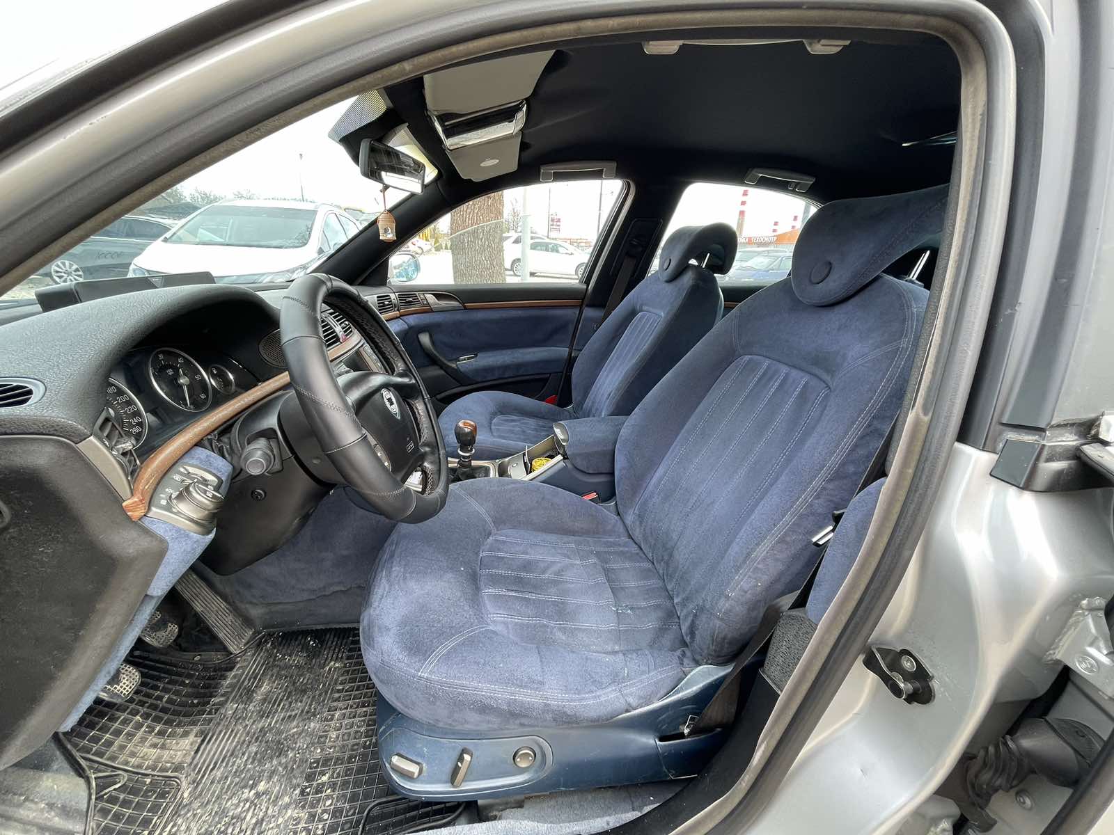 Lancia Thesis