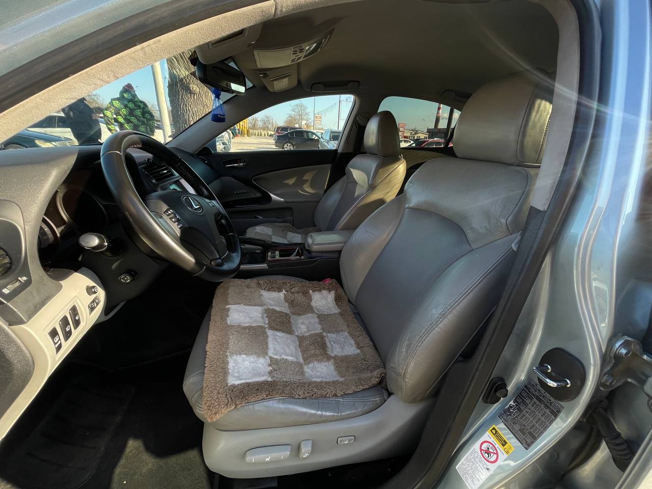 Lexus IS220d