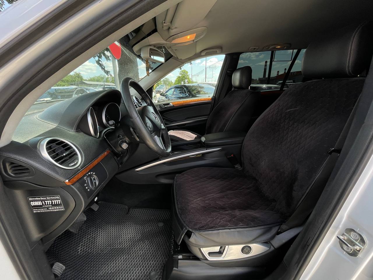 Mercedes Benz GL320