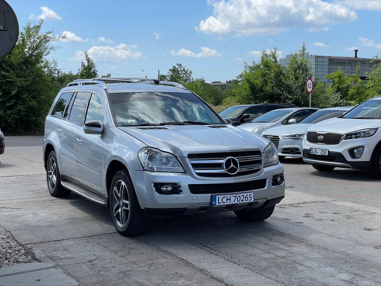 Mercedes Benz GL320