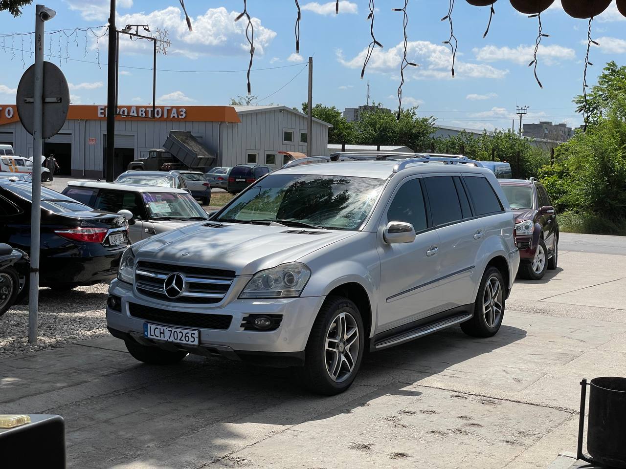 Mercedes Benz GL320