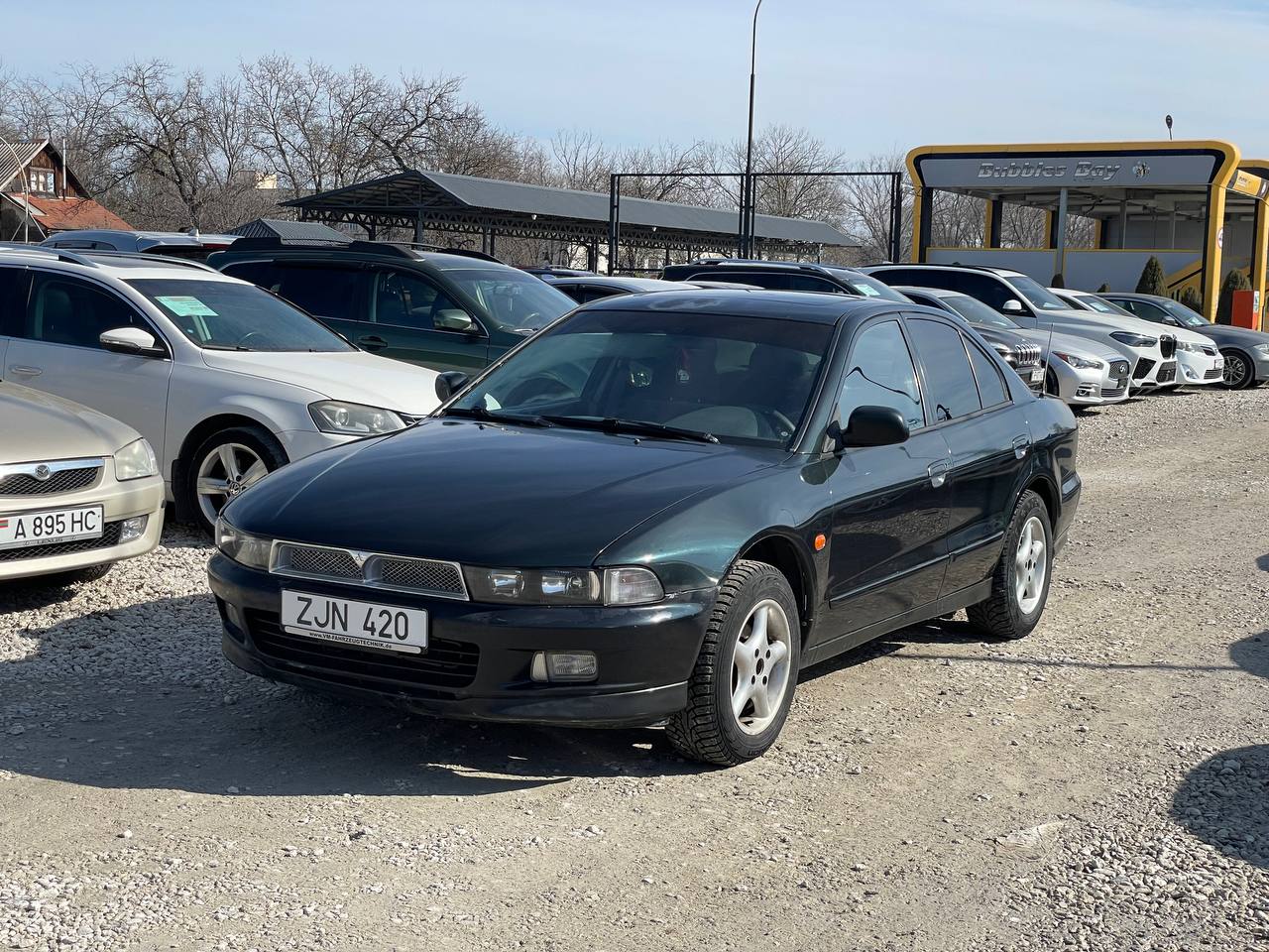 Mitsubishi Galant