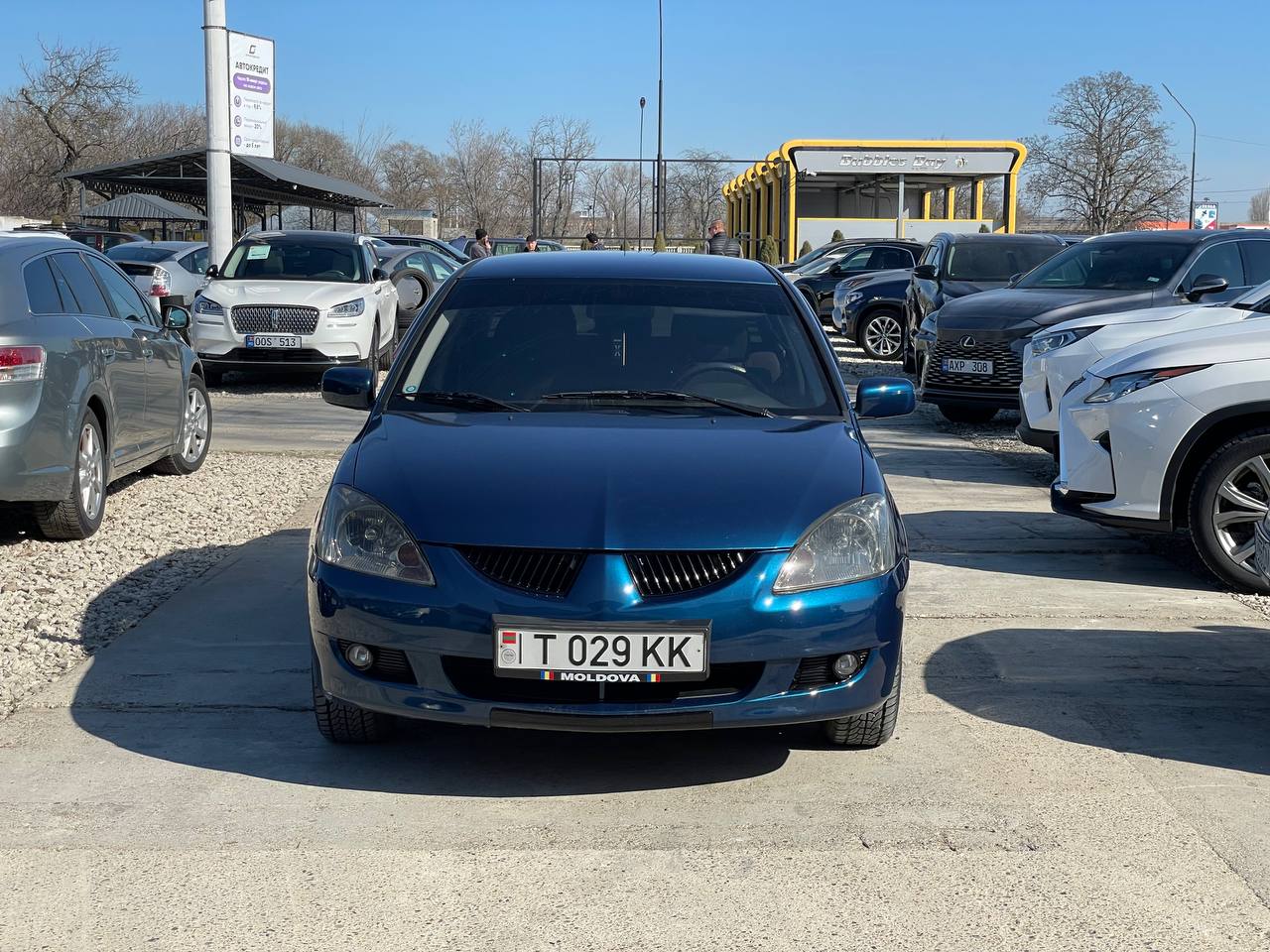 Mitsubishi Lancer