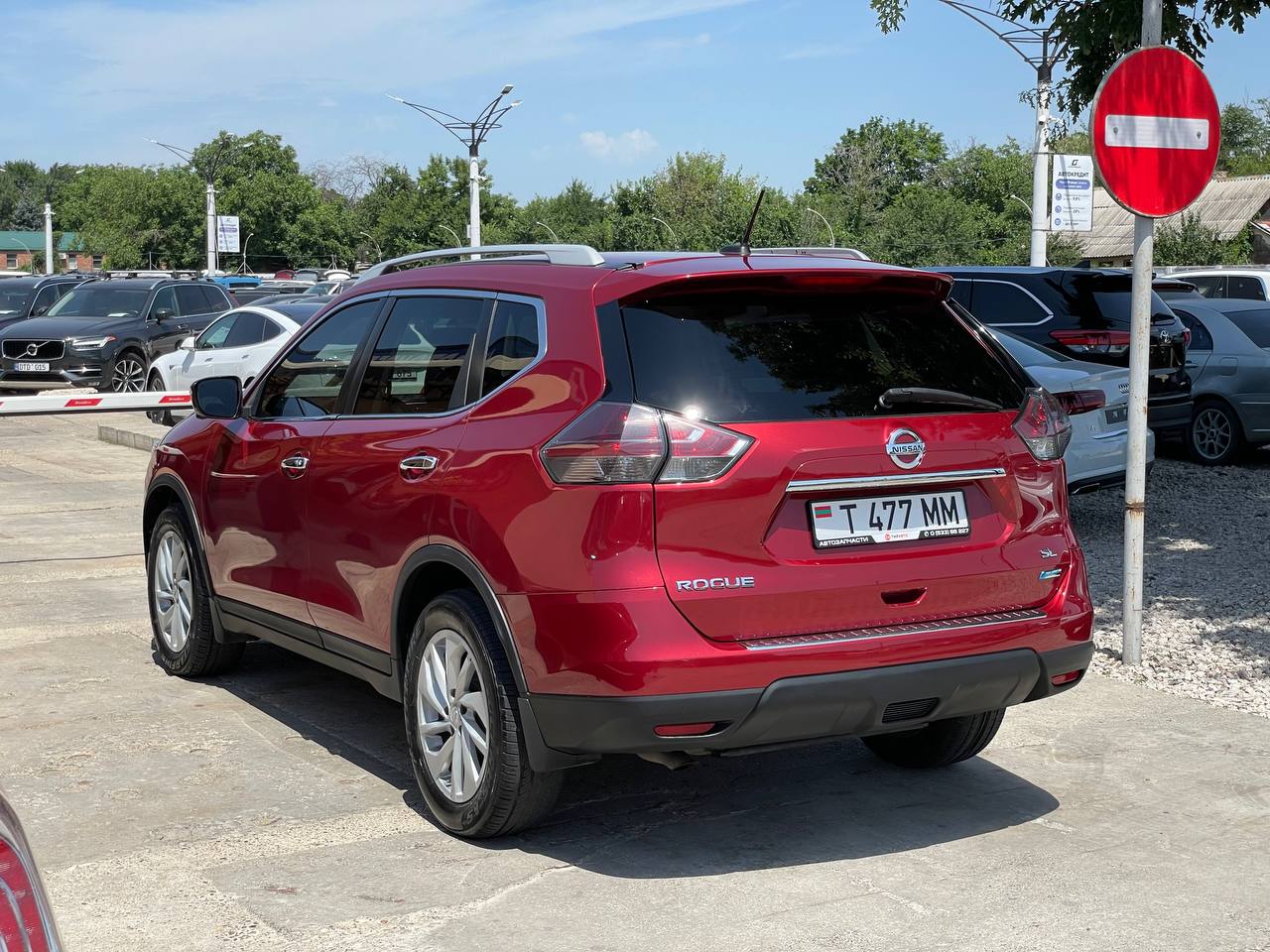 Nissan Rogue