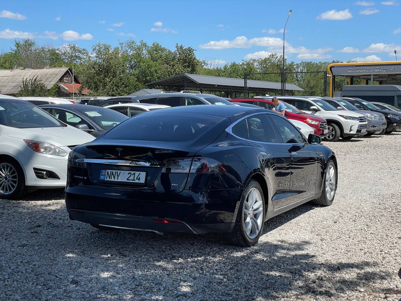 Tesla Model S 60