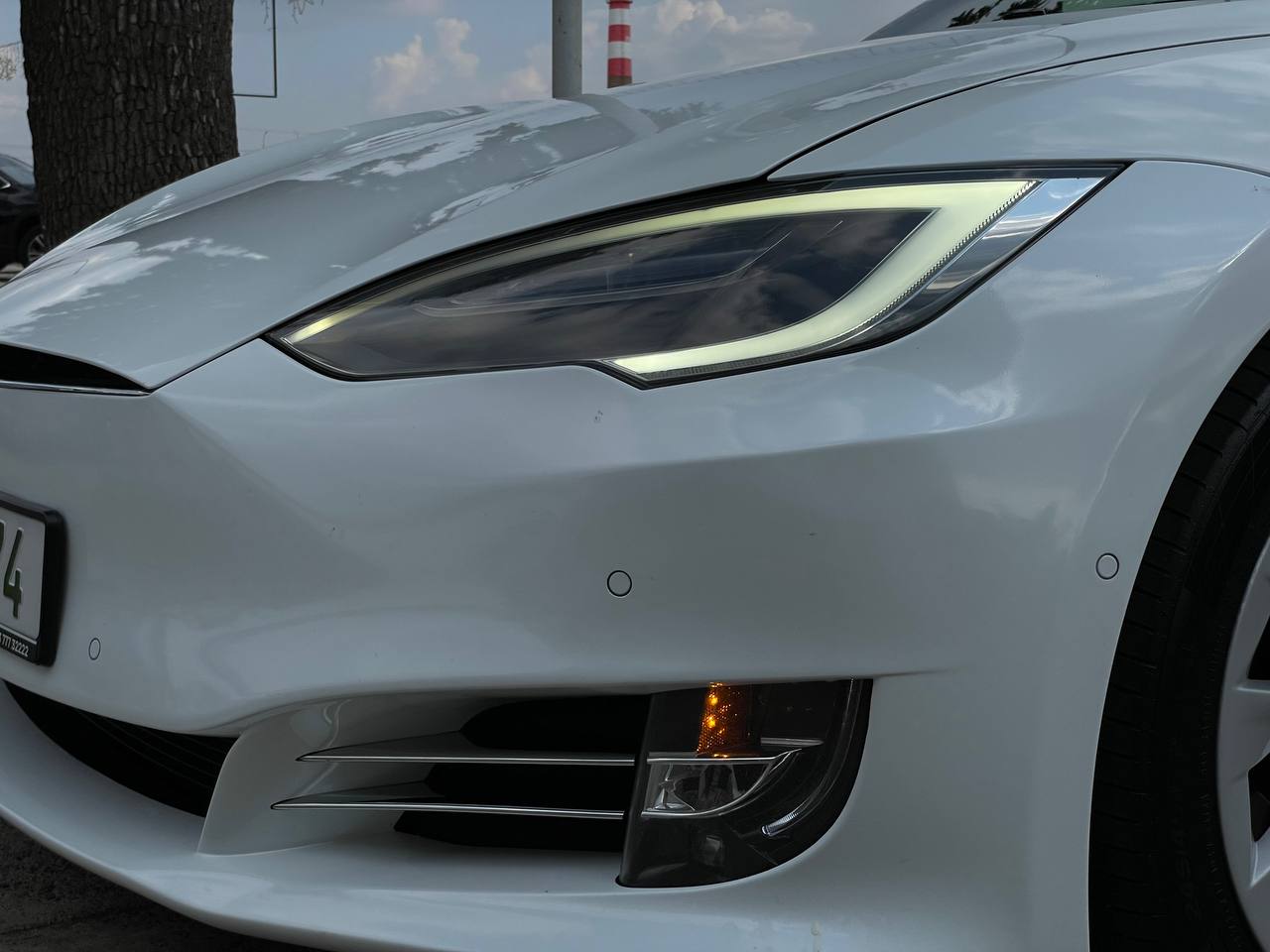 Tesla Model S 75D