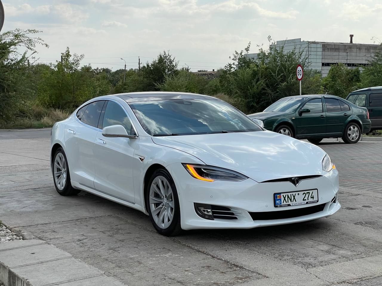 Tesla Model S 75D