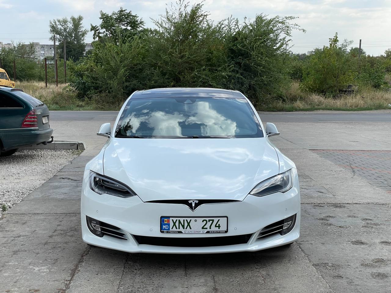 Tesla Model S 75D