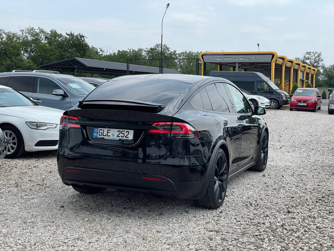Tesla Model X 75D