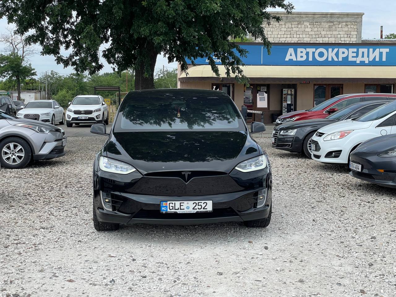 Tesla Model X 75D
