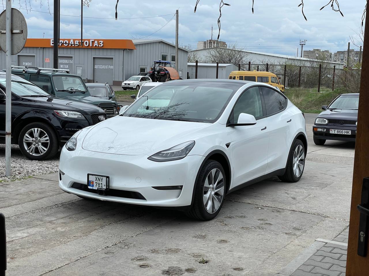 Tesla Model Y