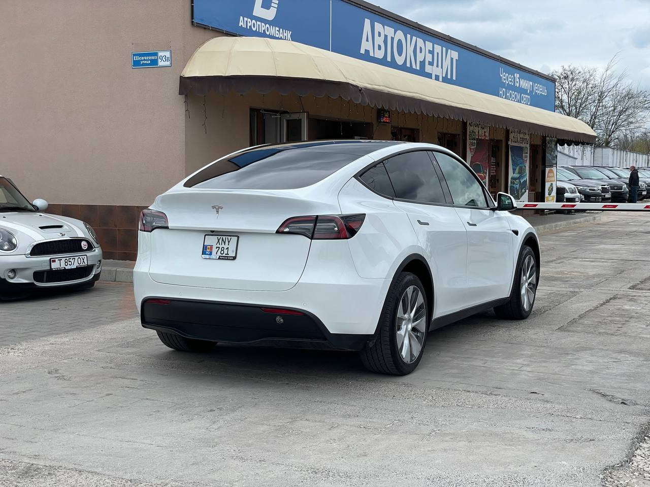 Tesla Model Y