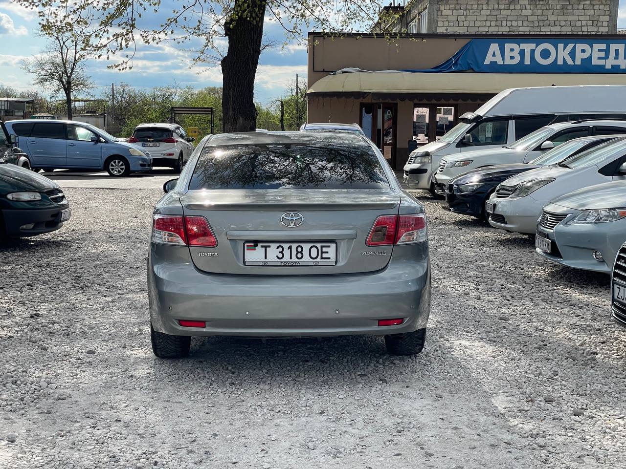 Toyota Avensis T27