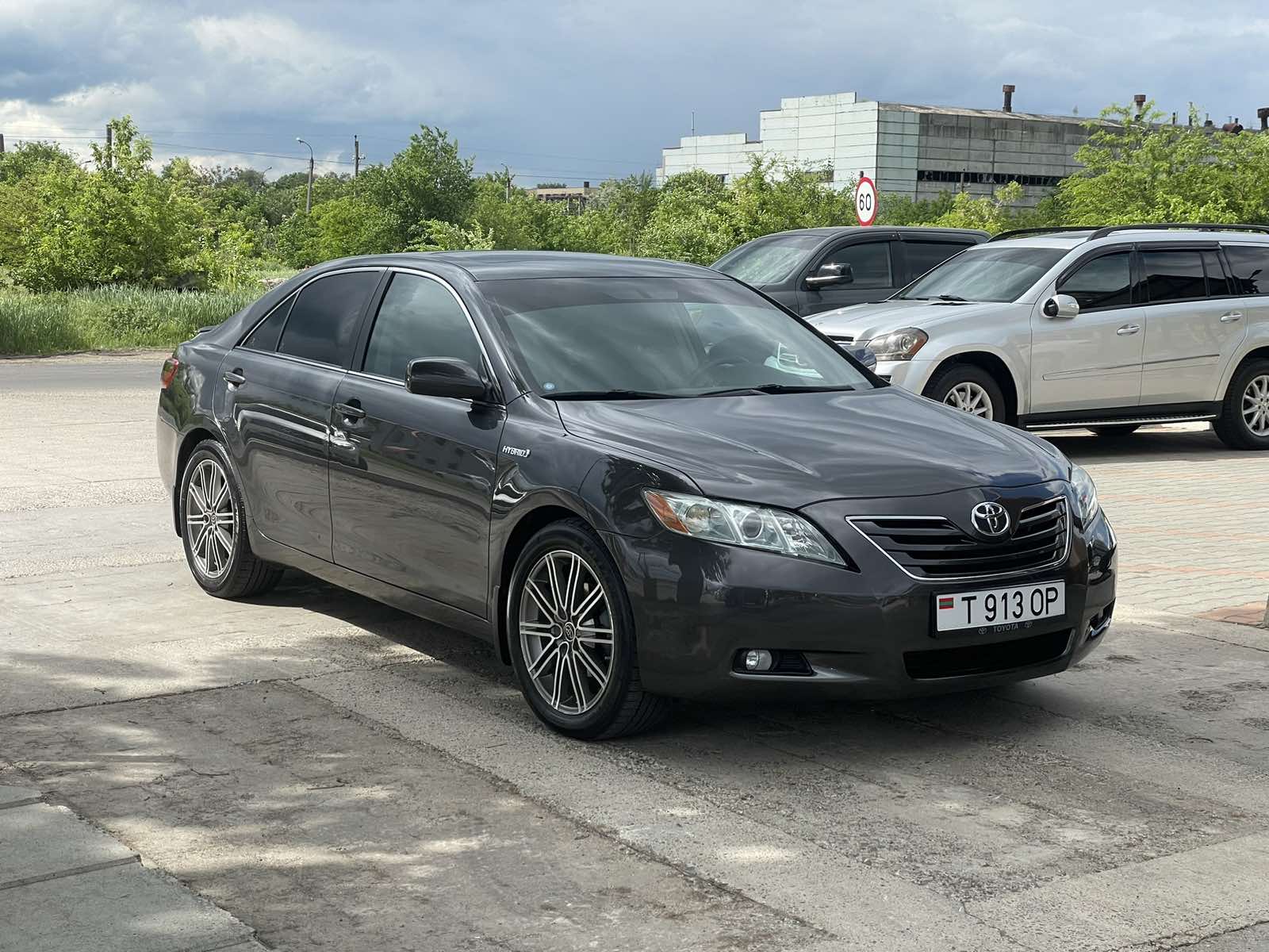 Toyota Camry Hybrid