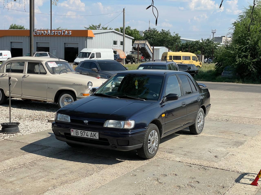 Nissan Sunny