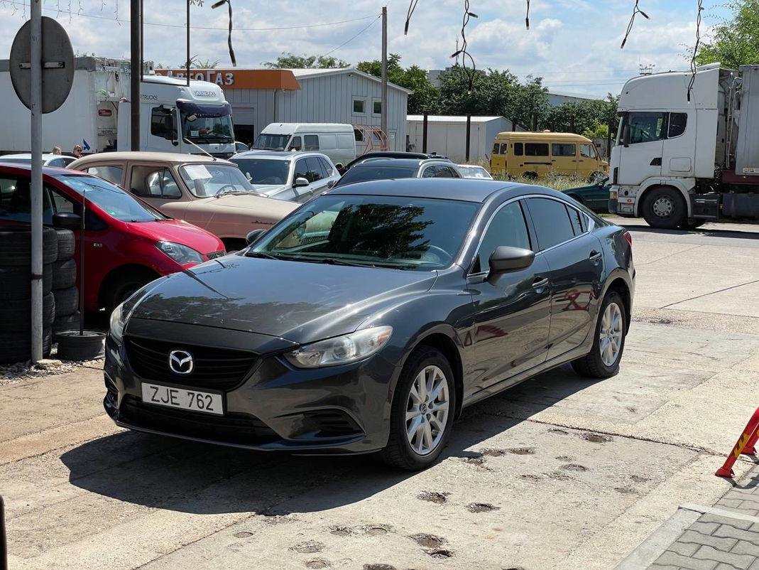 Mazda 6