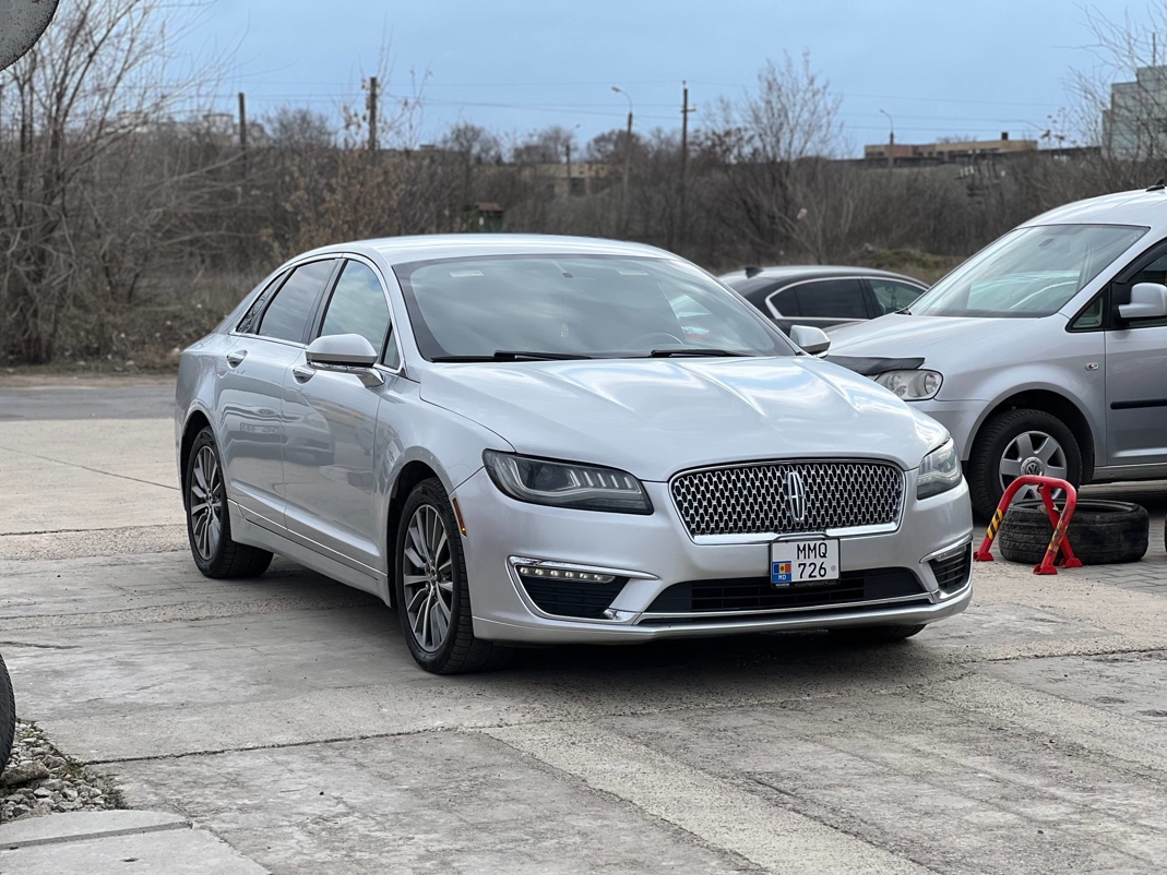 Lincoln MKZ Hybrid