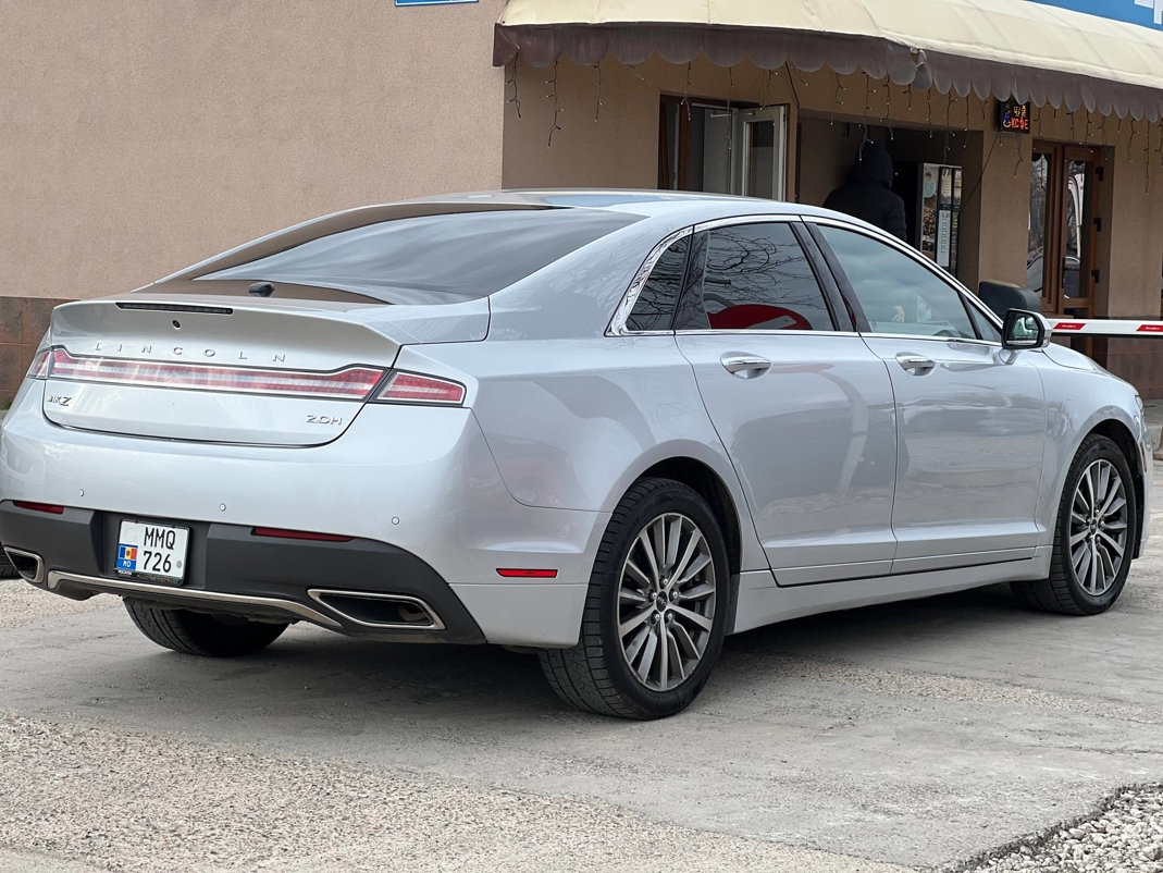 Lincoln MKZ Hybrid