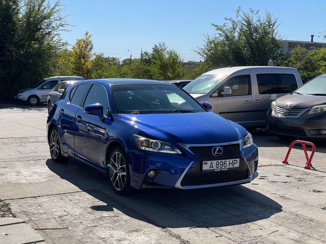 Lexus CT200h Lexus CT200h