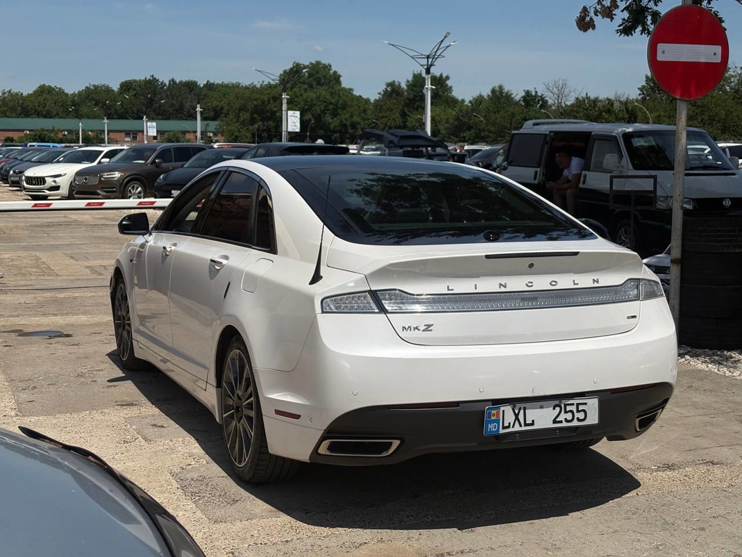 Lincoln MKZ