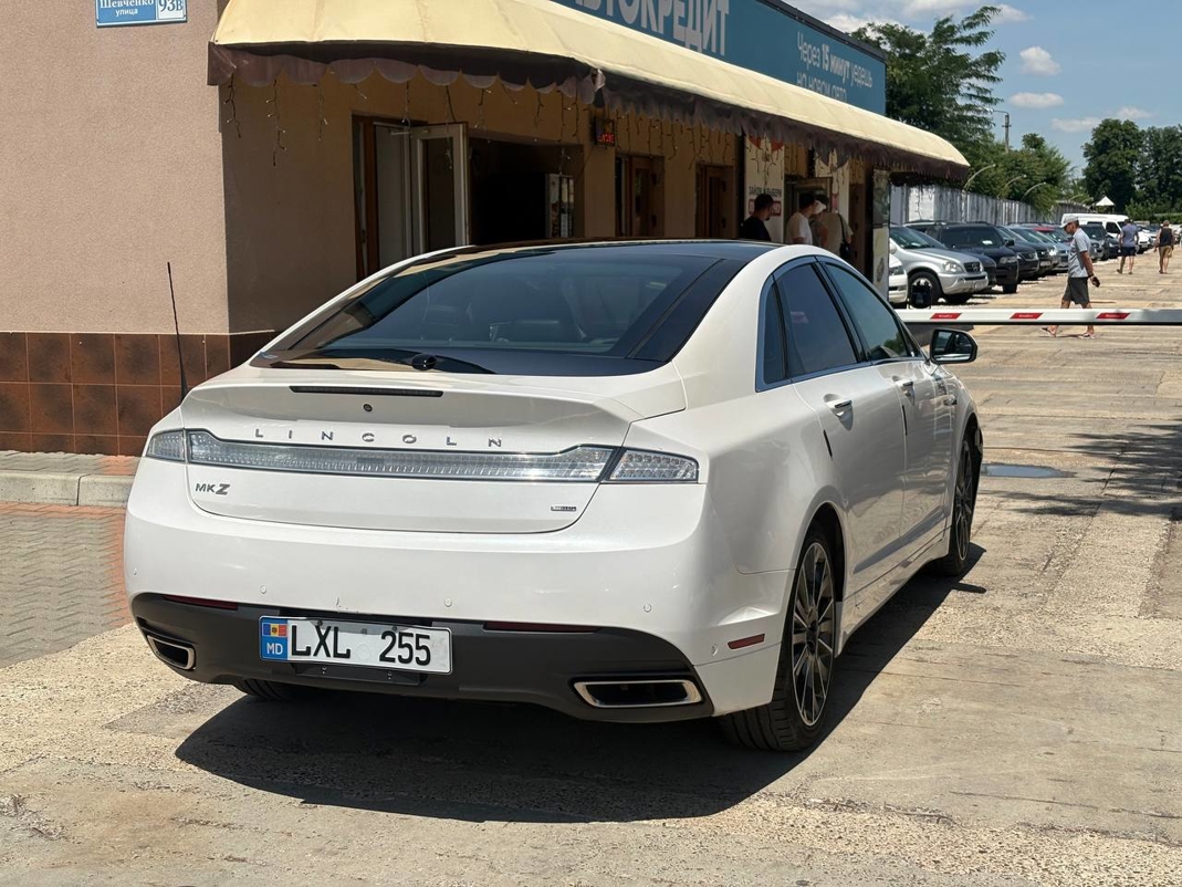 Lincoln MKZ