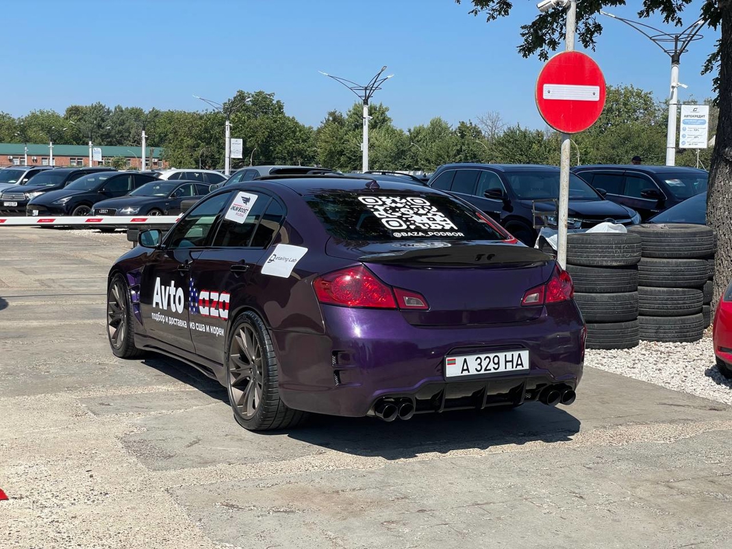 Infiniti G37