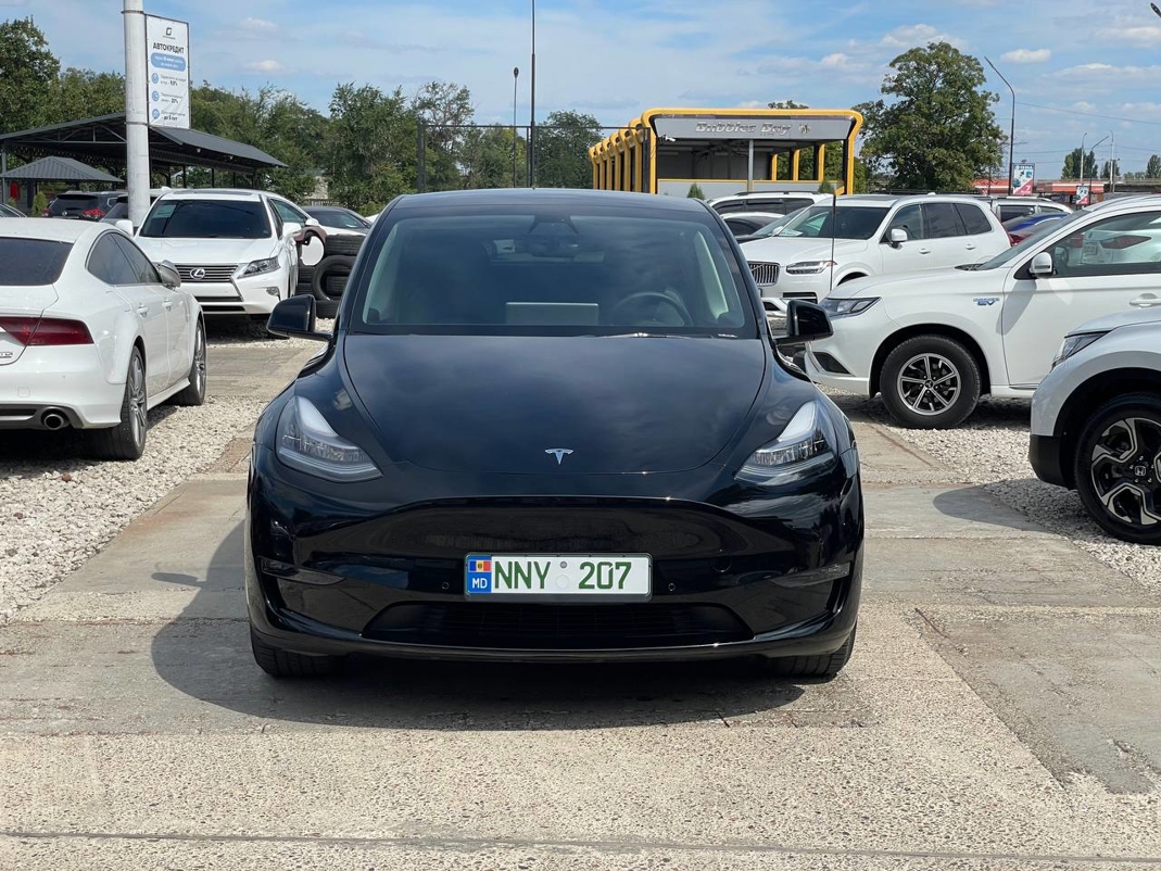 Tesla Model Y Long Range Dual Motor