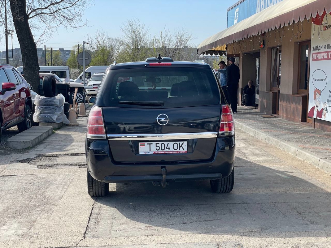 Opel Zafira