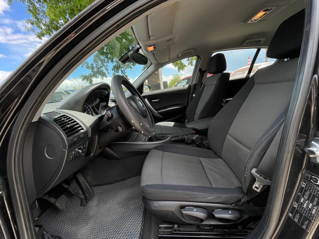 BMW 116i (E87)
